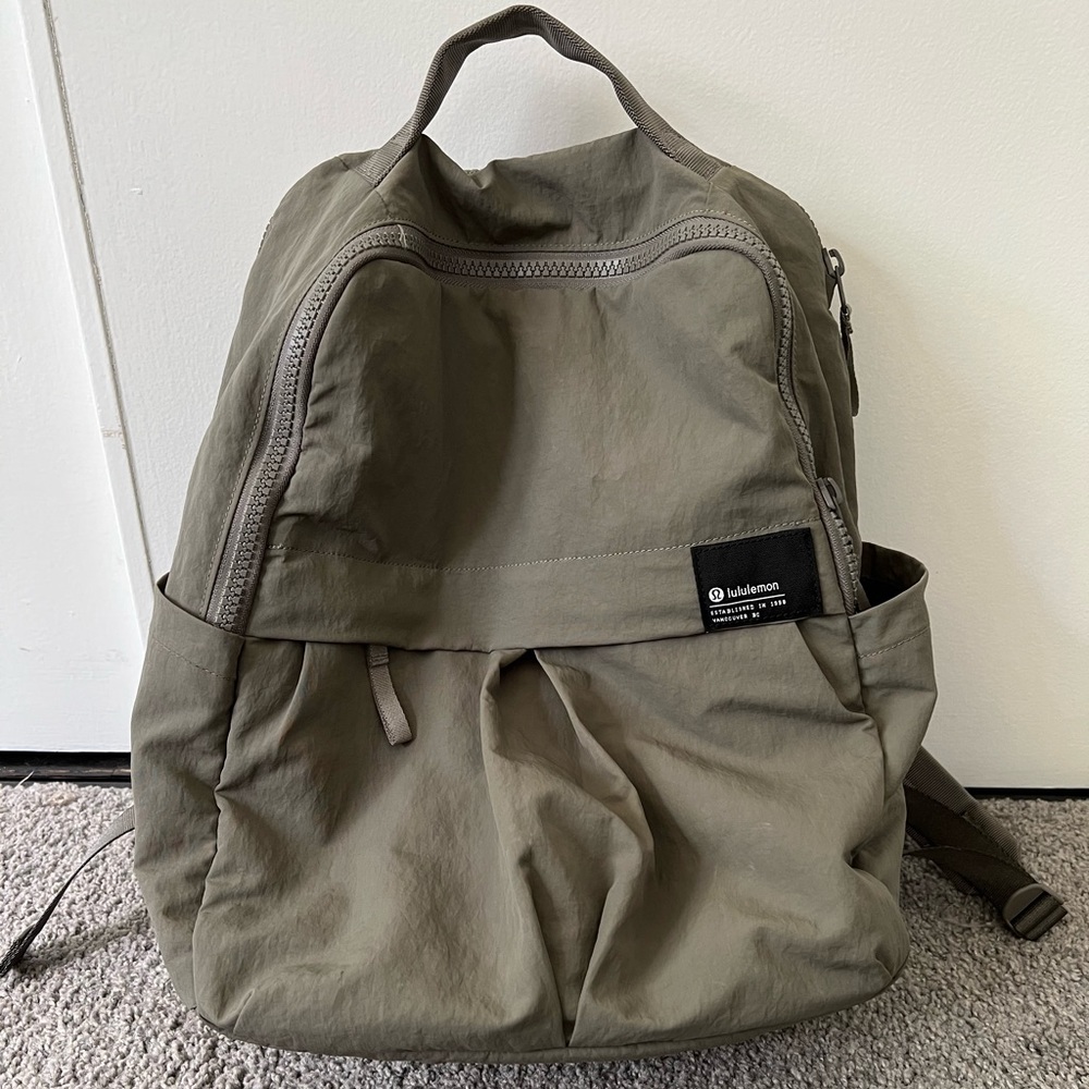 Lululemon Everyday Backpack 2.0 23L